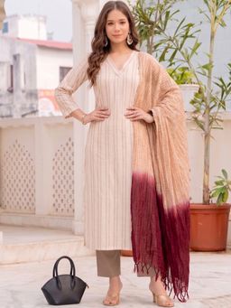 Gahan - Womens Cream Rayon Blend Printed Straight Kurta Trousers With Dupatta