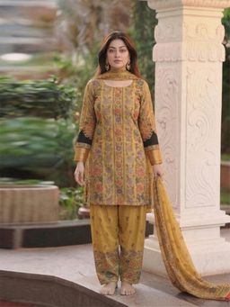 Gahan - Womens Yellow Rayon Blend Printed Straight Kurta Set With Dupatta