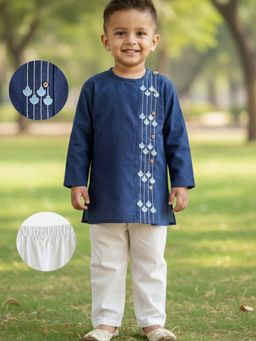 Desi Soota - Cotton Full Sleeves Blue Embroidered Side Cut Kurta with Pyjama