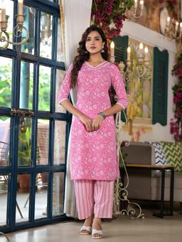 Juniper - Pink Floral Printed Cotton Lace Work Kurta with Pant (Set of 2)