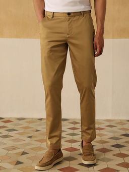 Andamen - Men Khaki Solid Cotton Satin Slim Chinos
