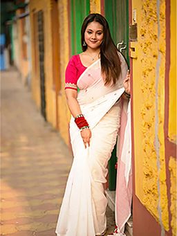 Aparna - Handloom White Premium Cotton Saree Without Blouse