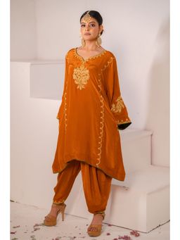 Daljit Sudan - Rust Orange Crepe Tilla Kurta (Set of 2)