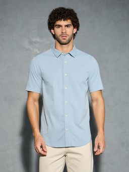 Technosport - Men Blue Solid Slim Fit Spread Half Sleeves Casual Shirt