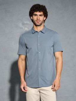 Technosport - Men Grey Solid Slim Fit Spread Half Sleeves Casual Shirt