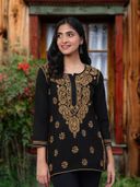 Black color option, Sold out, Currently selected