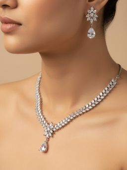 JEWELZ - White Shimmering Ad Botanical Statement Jewellery Set