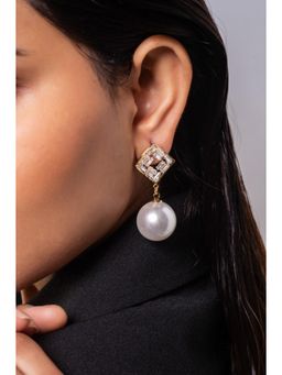 MINJI AND CO. - White Gold Plated Cz Shell Pearl Statement Earrings Anti Tarnish