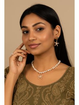 JEWELZ - White Starfish Pearl Necklace, Earrings and Ring Set (Pack of 3)