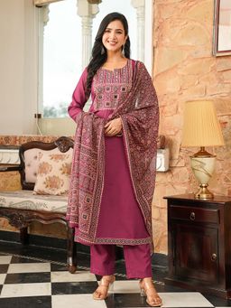 Vaamsi - Purple Ajrakh Printed Straight Kurta with Pant and Dupatta