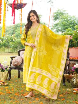 Vaamsi - Yellow Floral Embroidered Straight Kurta with Pant and Dupatta