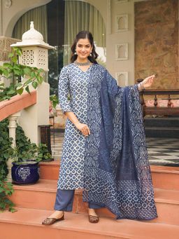 Vaamsi - Blue Floral Printed Straight Kurta with Pant and Dupatta