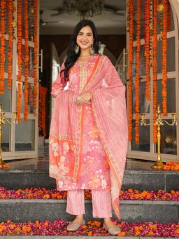 Vaamsi - Pink Floral Printed Straight Kurta with Pant and Dupatta