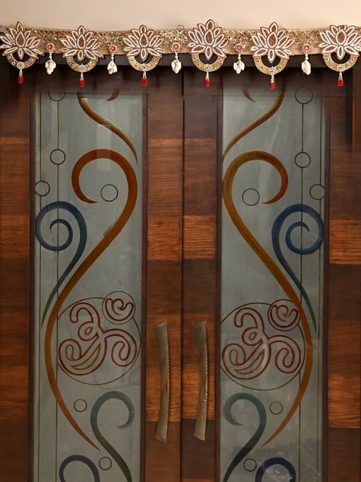 AAPNO RAJASTHAN Cream and Gold Floral Toran with Cowrie Shells