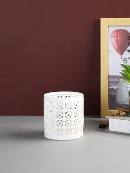 Tayhaa - White Ceramic Tealight Holder with Floral Cutout