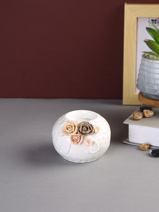 Tayhaa Floral Radiance Candle Holder
