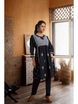 PANCHRANGA - Women Noir Grace Hand Chikankari Cotton Kurta and Pant