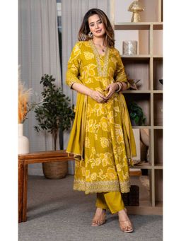 Sindh Fashion - Yellow Floral Anarkali Kurta And Pant With Dupatta