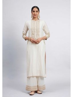 Sheetal Batra - Aadirah- Daisy Ivory Embroidered Kurta With Palazzo