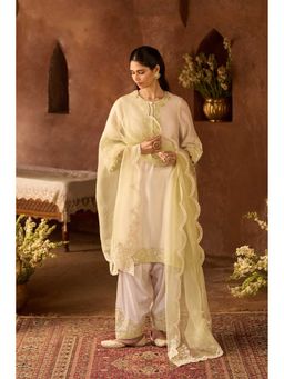 Sheetal Batra - Hani -Pink A-Line Kurta With Salwar And Dupatta (Lxrts)