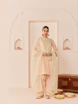 Sheetal Batra - Nida - Carnation Pink Short Choga With Farshi Salwar And Light Dupatta (Lxrts)
