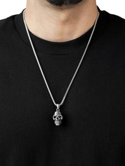 SWASHAA - Draz Hollow Skull Men's Necklace Pendant