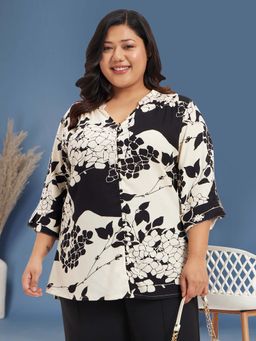 Martini - Women Black White Plus Size Buttoned Top