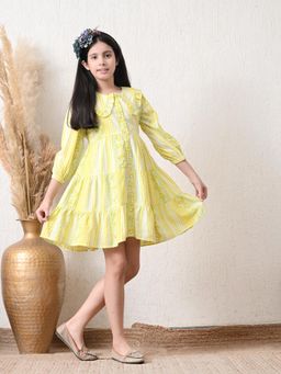 Bella Moda - Cotton Woven Three Fourth Puffed Sleeves Printed Dress-Green