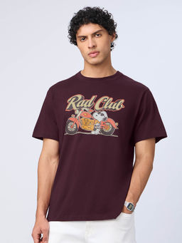 The Souled Store - Official Peanuts: Rad Club Men Purple T-shirt