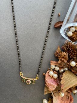 Digital Dress Room - Short Ad Mangalsutra Flower Vati Designs