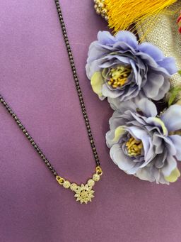 Digital Dress Room - Modern Mangalsutra Ad Flower Pendant