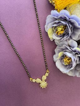 Digital Dress Room - Simple Mangalsutra Ad Flower Pendant