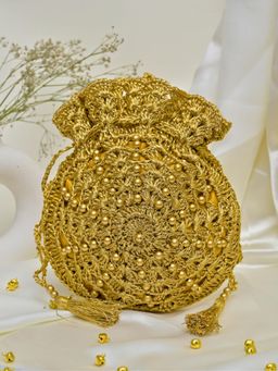ITIHASIKALA - Suvarna Chakra Crochet Potli Bag
