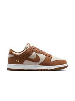 Nike - Women's Dunk Low Sneakers