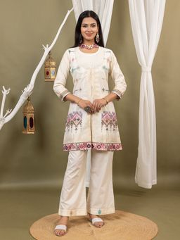 Kidar - White Geometric Round Neck Co-Ord Set