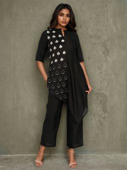 Dora Dori - Embroidered Black Co-Ord Set