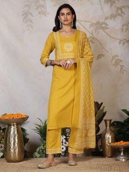 MEENA BAZAAR - Mustard Floral Round Neck Kurta with Pant and Dupatta