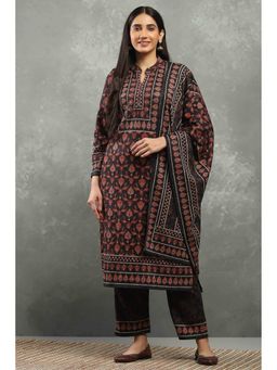 Rangriti - Women Floral Printed Straight Black Kurta with Pant and Dupatta