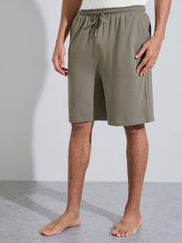 Styli - Men Olive Relaxed Fit T-Shirt & Shorts