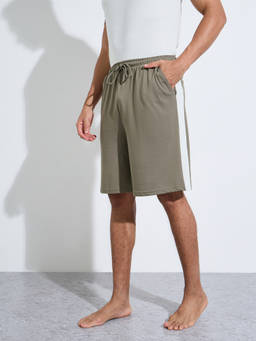 Styli - Men Olive Colorblocked Relaxed Fit T-Shirt & Shorts