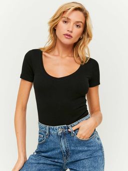 TALLY WEiJL - Basic T-Shirt In Knit Black