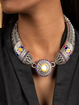 Shaya by CaratLane - Ankhadiyo Vakadiyo Pattern Sterling Silver Necklace