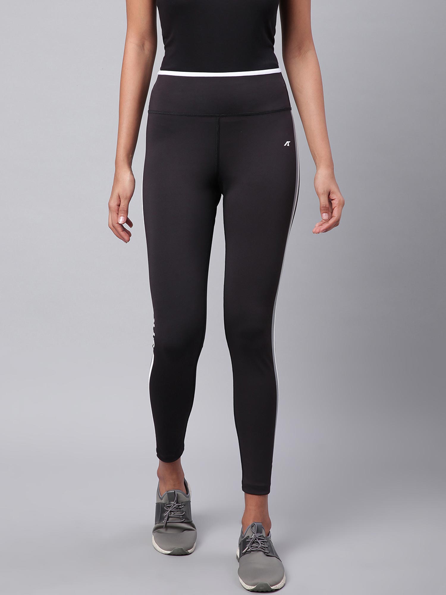 Rapid Dry Solid Cropped Training Tights 