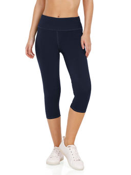 Amante - Smooth Fitness Capri Pant - Blue