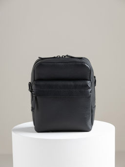 Perona - Solid Van Black Messenger Bags