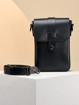 Perona - Solid Dai Navy Massenger Bags