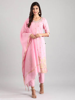 Aurelia - Pink Sweetheart Neck Kurta Set (Set of 3)