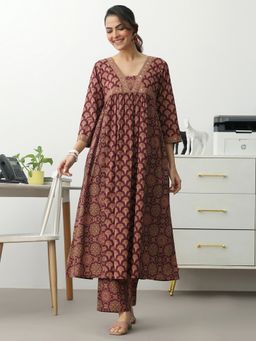 Gerua By Libas - Burgundy Cotton Blend Abstract Kurta with Trouser