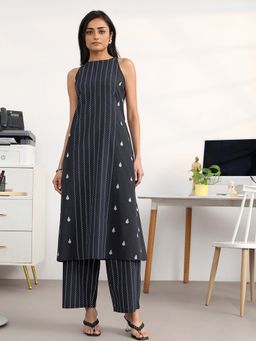 Gerua By Libas - Black Cotton Blend Stripes Kurta with Palazzo
