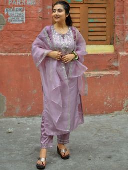 VredeVogel - Purple Silk Blend Kurta with Pant and Dupatta